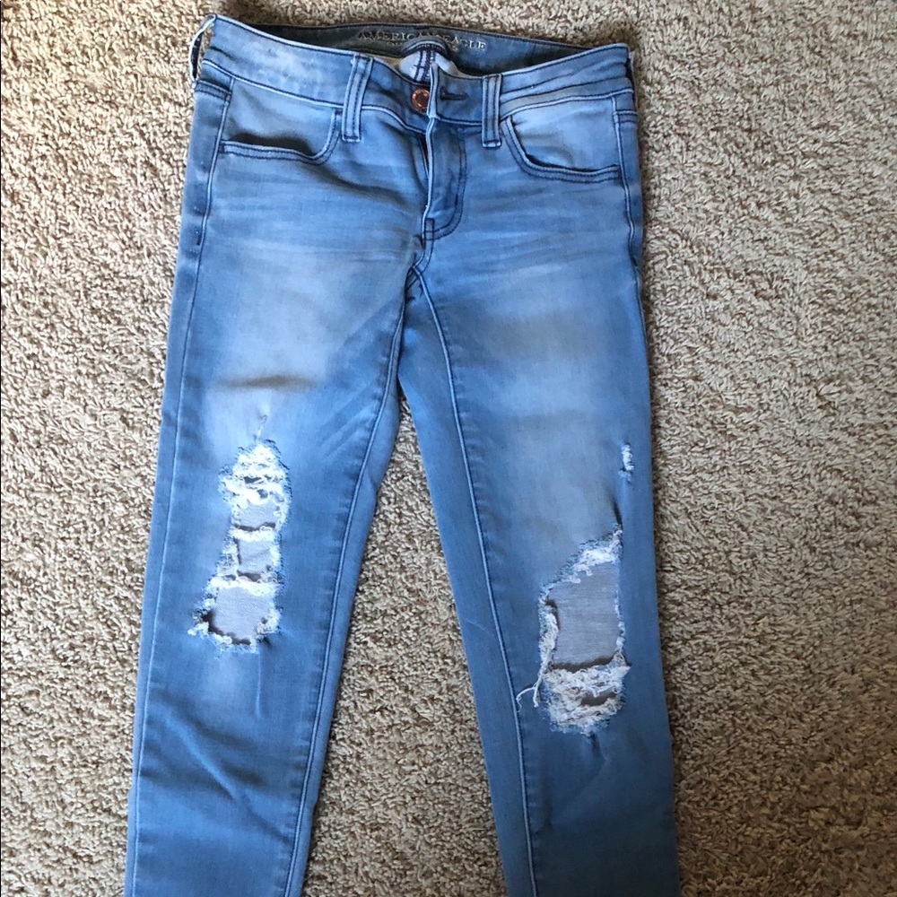 American Eagle Outfitters Medium Wash Ripped Jeans